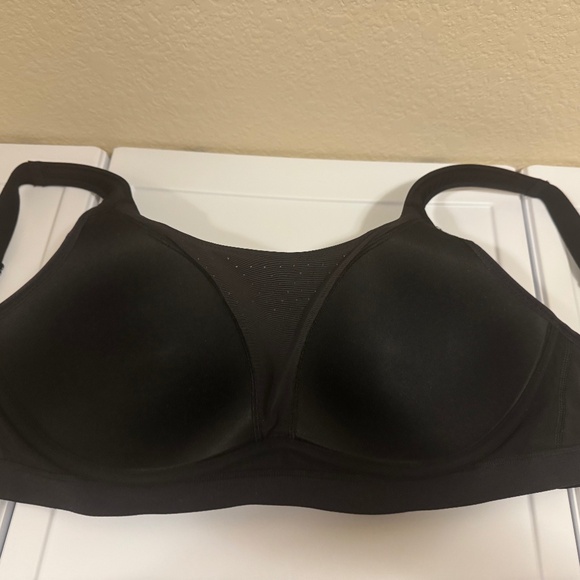 Brand New Black Lululemon Run Times Sports Bra 32DDD - Picture 3 of 11